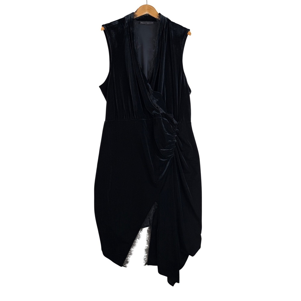 New Ashley Graham Lace Edge Velvet Sleeveless Mid Dress size 2X Black